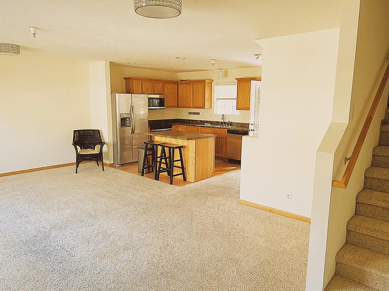 6035 N 167th Ct — Photo 10