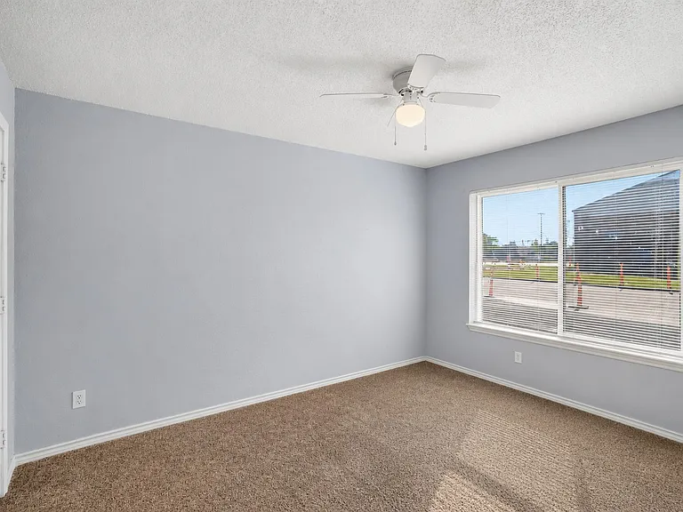 150 S Main St #101 — Photo 12