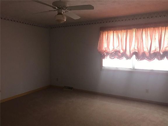 5th image of 5905 Thurman Dr