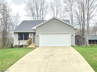695 Daffodil Dr, Howard, OH 43028