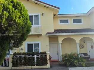 7479 NW 179th Ter, Hialeah, FL 33015