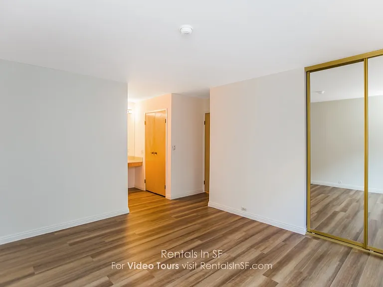 2001 Broadway St #403 — Photo 14