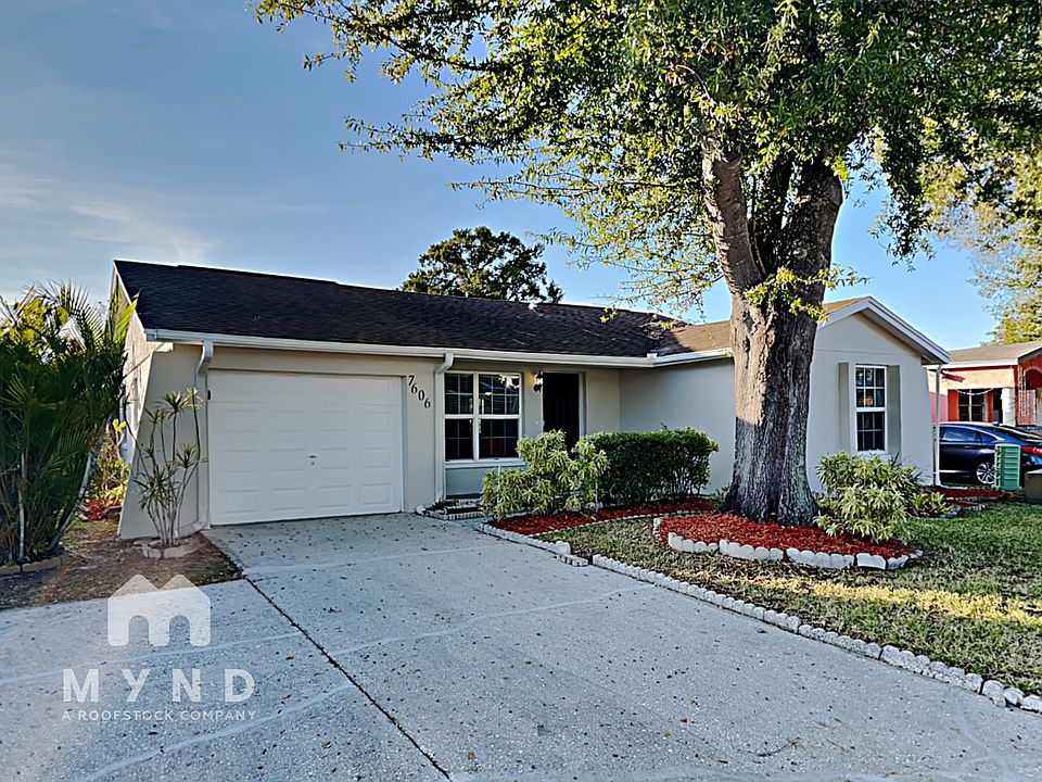 1st image of 7606 Woodland Oaks Ct