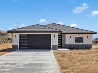 24911 Via Vista Rd, Apple Valley, CA 92308