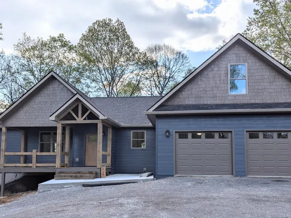 332 Tom Patterson Trl, Dandridge, TN 37725