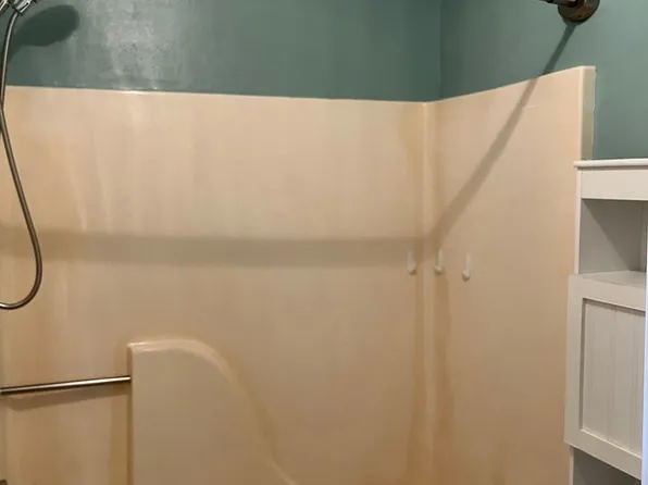 2260 Estate Cir, Navarre, FL 32566