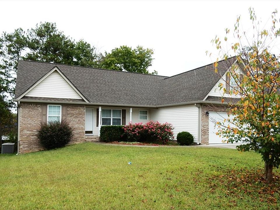 1st image of 104 Willowbrook Dr
