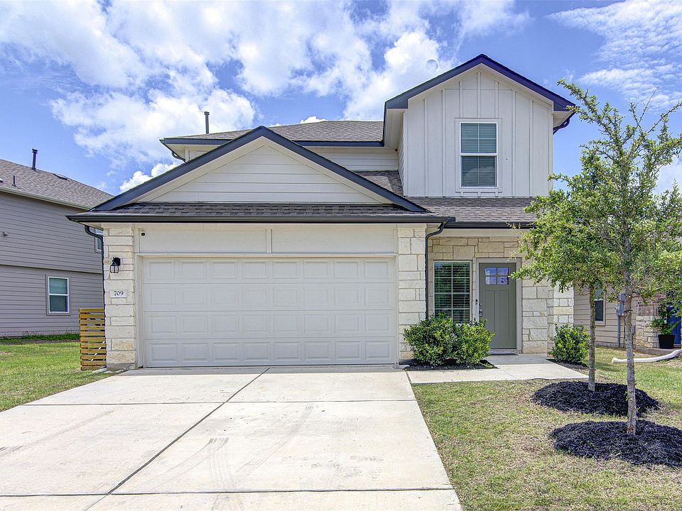 1st image of 709 Aster Pl