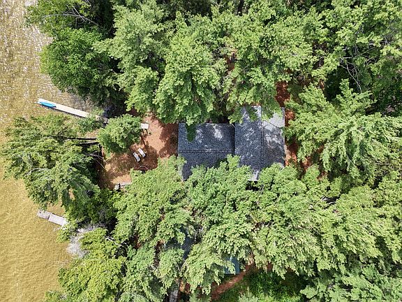 4th image of 6823 Three Pines Rd