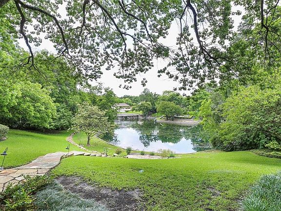 3rd image of 7141 Brookshire Dr