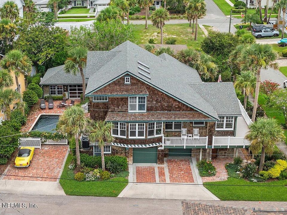1st image of 1296 BEACH Avenue