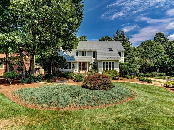 3rd image of 3802 Hazel Ln