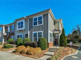 3134 Bending Birch Pl, Charlotte, NC 28206