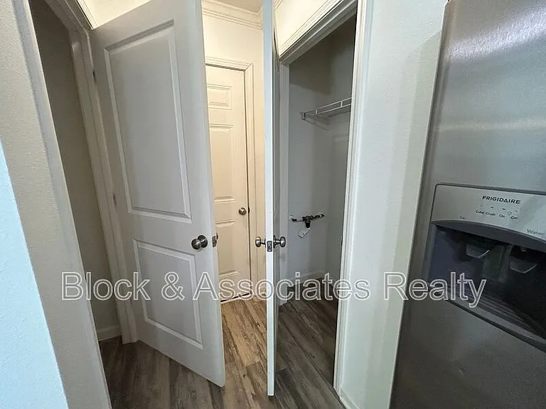 3723 Shepway Loop — Photo 15