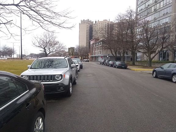 5th image of 4800 Chicago Bch #D-50