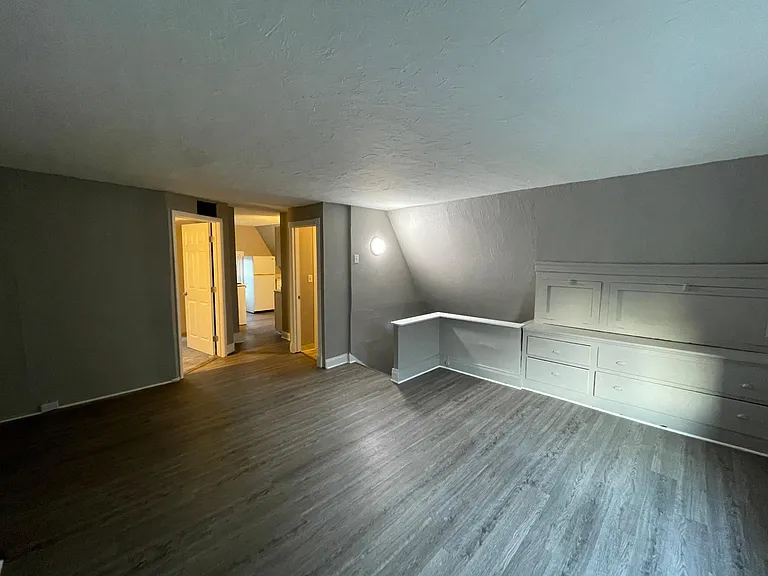 552 Hill St #3 — Photo 4
