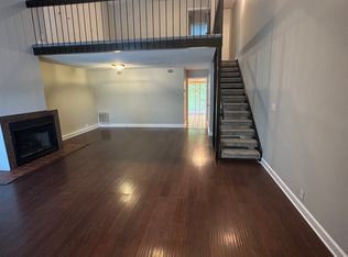 6 Canberra Dr, Knoxville, TN 37923