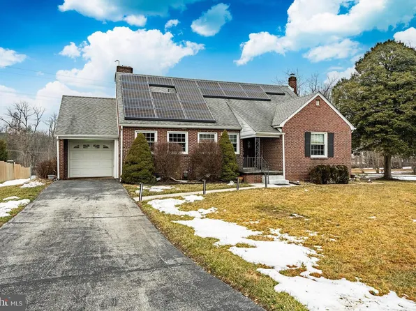 210 Glen Berne Dr, Wilmington, DE 19804