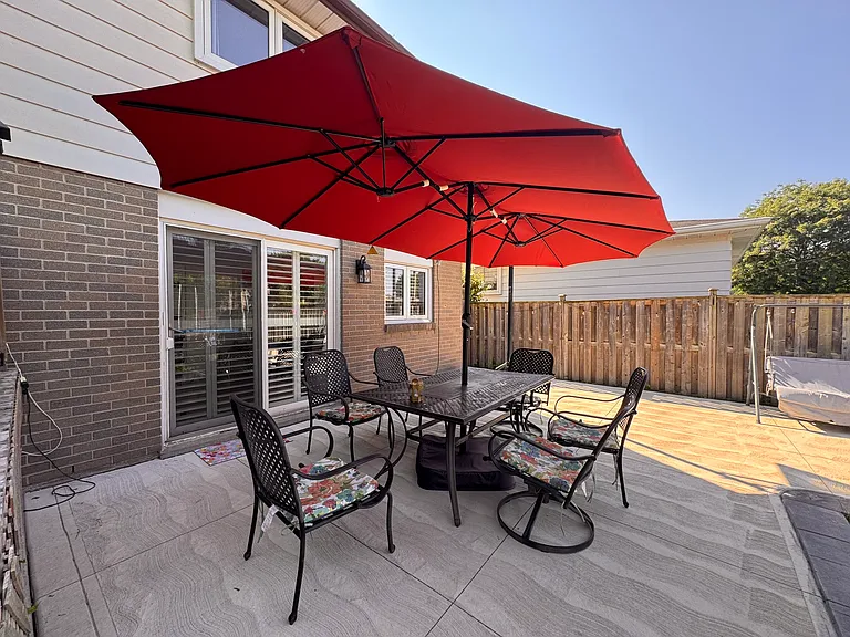 1028 Valentine Dr — Photo 25
