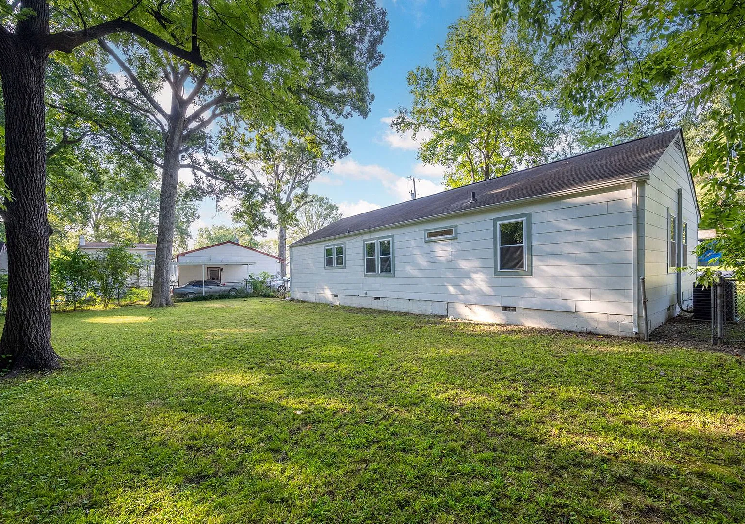 Coming Soon! 3 Bed/1 Bath Home Ready For Move In This November. — Photo 3