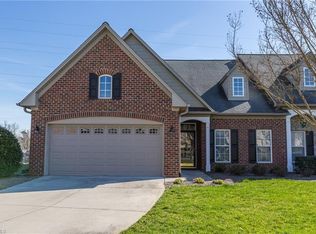604 Pelican Ln, Clemmons, NC 27012