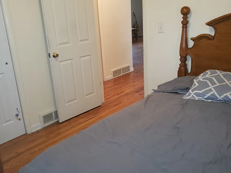 Upstairs bedroom