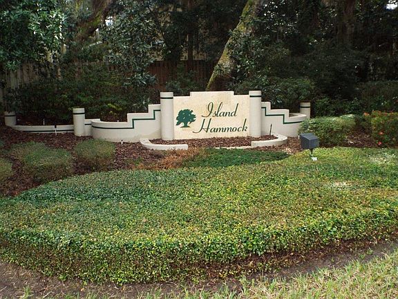 2nd image of 129 Island Hammock Way