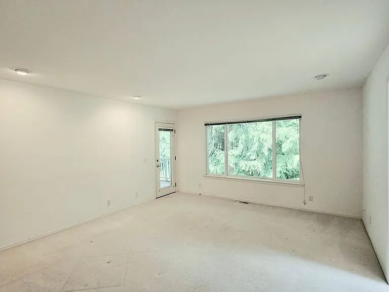101 Mockingbird Ln — Photo 8