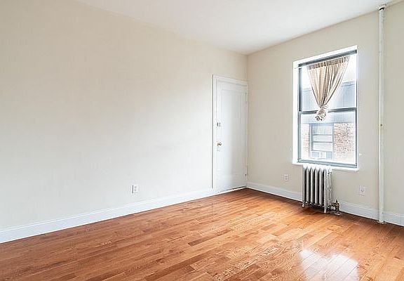 3rd image of 940 St Nicholas Ave APT 5A