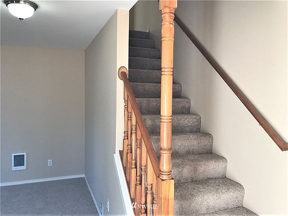 3rd image of 1227 Spruce Street