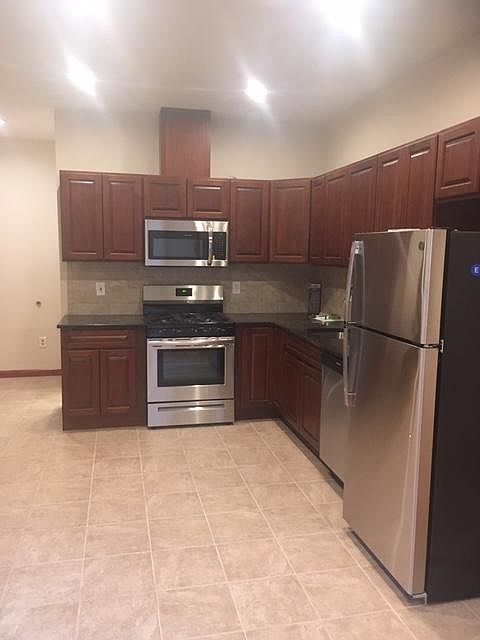 1st image of 674 Valley St APT 1F