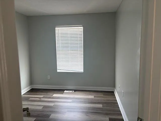 Unit Photo