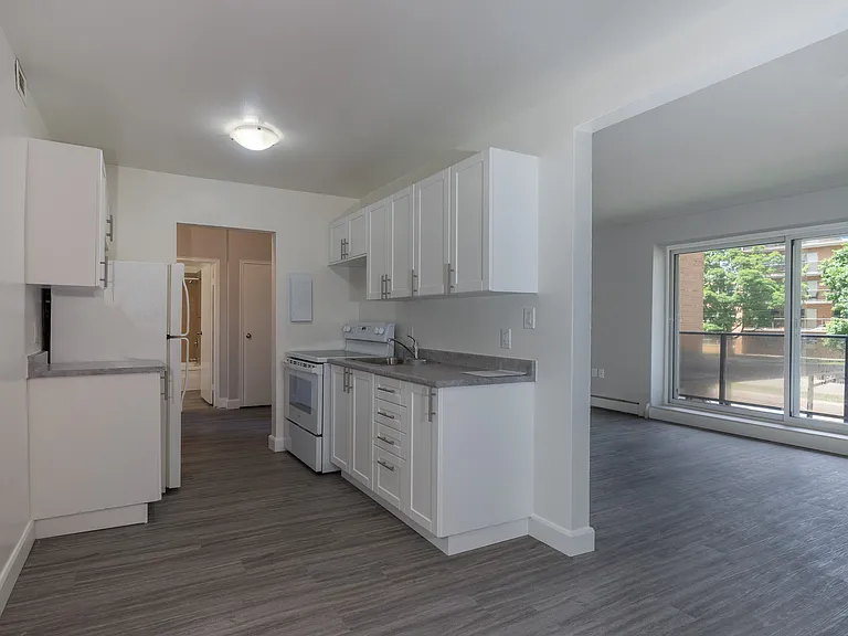 875 Colborne Rd — Photo 9