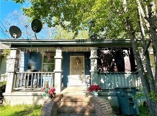 19 Nelson St, Savannah, GA 31415