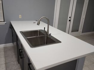 517 S Downing St, Angleton, TX 77515