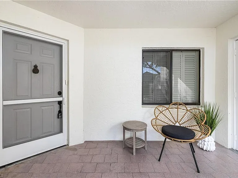 565 Beachwalk Cir #T-102 — Photo 18