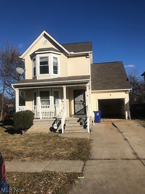 1st image of 669 E 102nd St