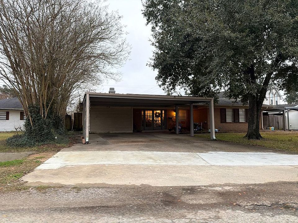 1st image of 1050 Lamar St