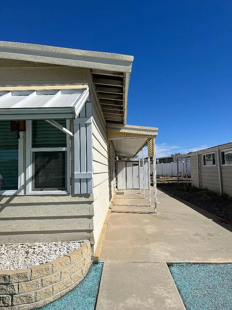 2 bed, 1140 sqft, $1,550 — Photo 2