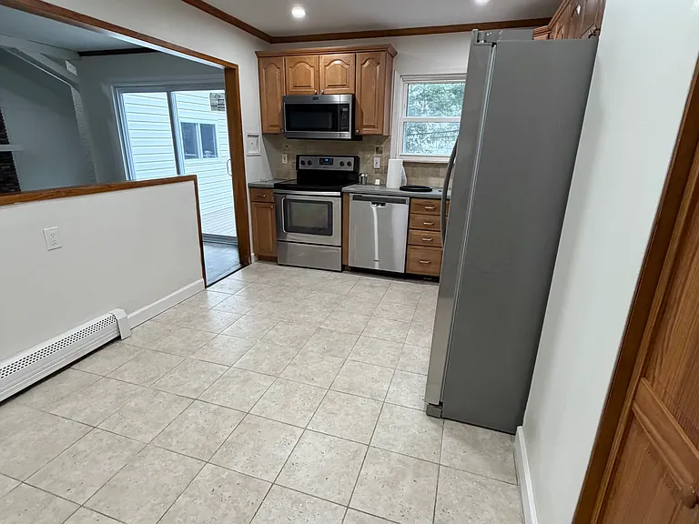 53 Longworth Ave — Photo 9