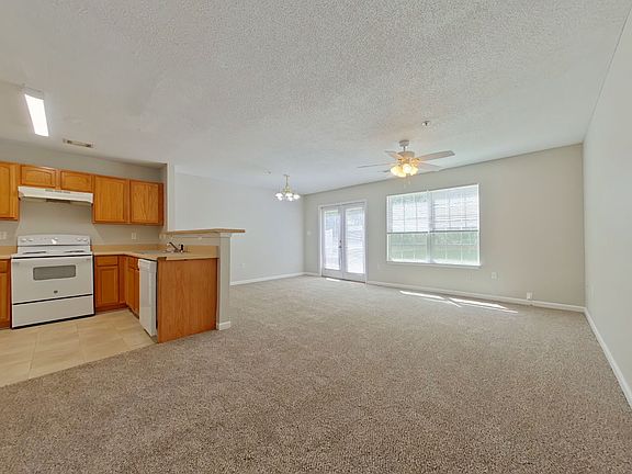 2-web-or-mls-2 Living Area_04102026