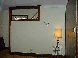 2nd image of 549 Nicholas St
