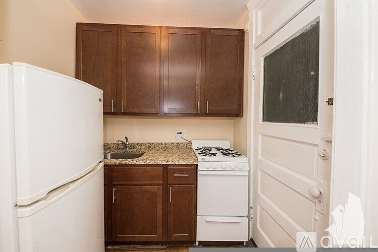 1st image of 516 W Cornelia Ave #518-113