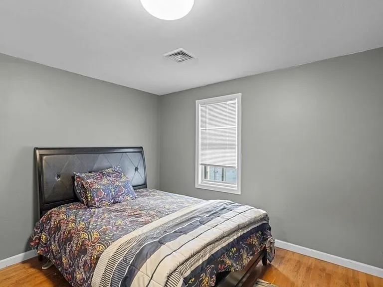 140 Grant St #140B — Photo 5