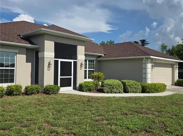 1330 NW 7th Ave, Cape Coral, FL 33993