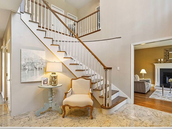 2nd image of 2531 Jeanne Marie Ct