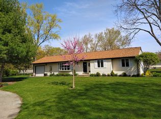 10 Alder Ct, Champaign, IL 61821