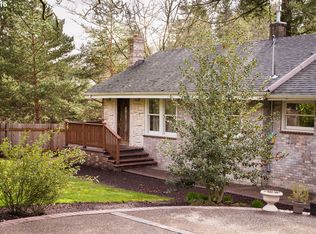 4720 Lower Dr, Lake Oswego, OR 97035