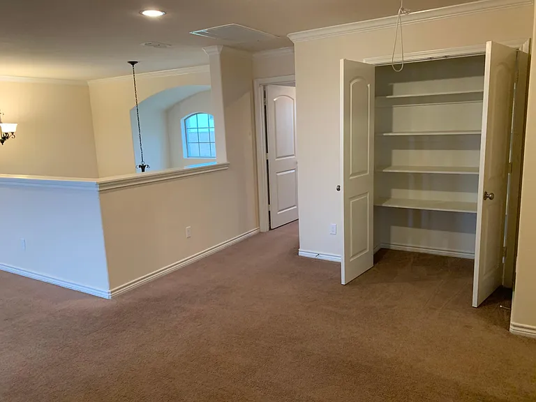 2361 Novin Dr — Photo 14