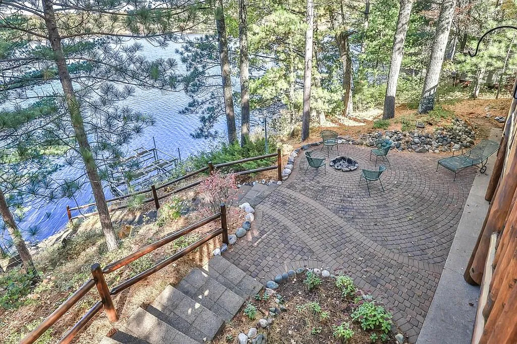 11698 Sunday Lake Rd — Photo 1